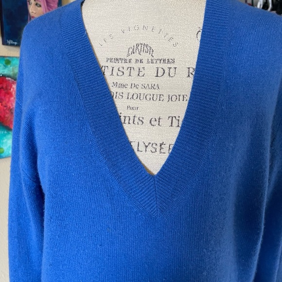 Susina 100% Cashmere V-neck Sweater/Tunic size Large - Picture 3 of 3